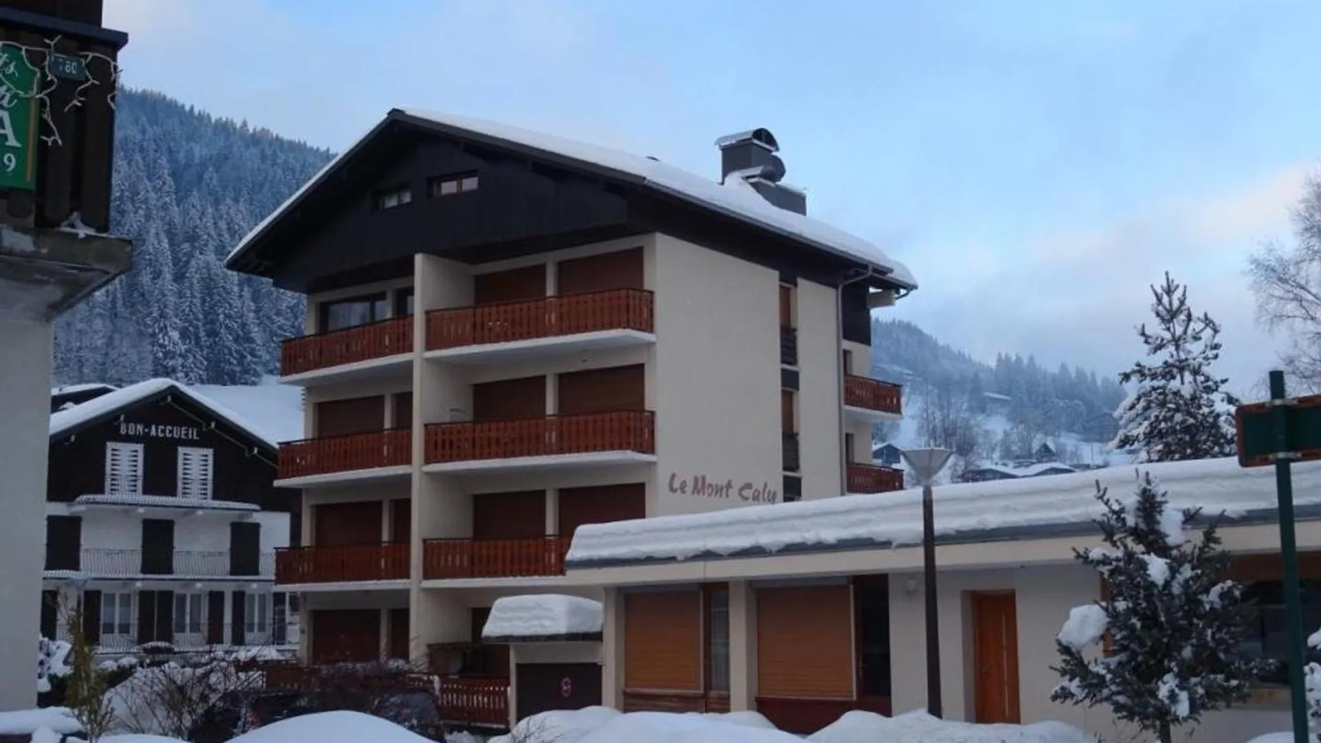Apartment Appartement 2P 4 Pers, Terrasse Sud, Proche Commerces Et Telecabines, Parking A 50M - Les Gets - Fr-1-802-68